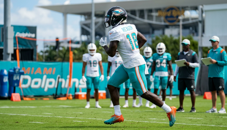 Dolphins Add Jalen Reagor to 90-Man Roster